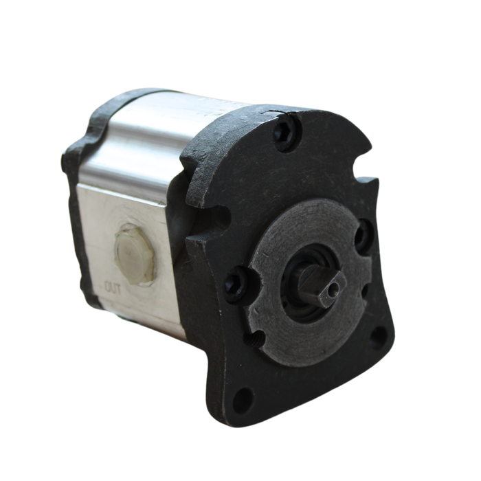 Kubota 67111-76103 - Hydraulic Pump