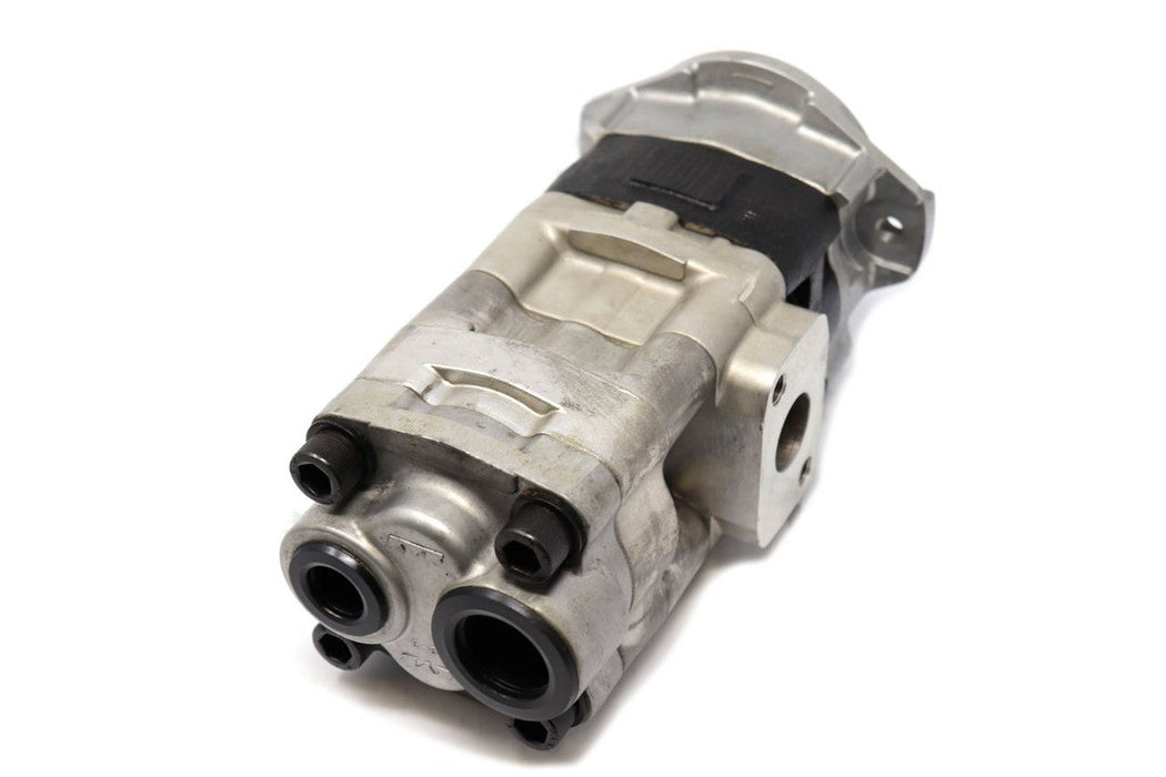 Toyota 67140-26660-71 - Hydraulic Pump