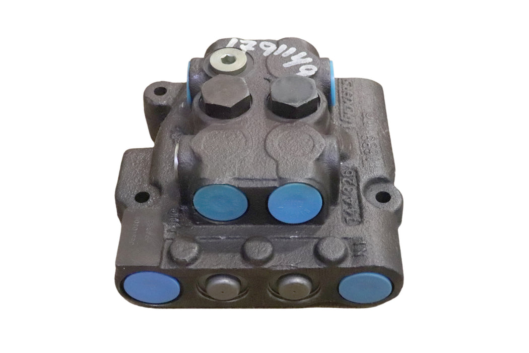 Clark 1831796 - Hydraulic Valve