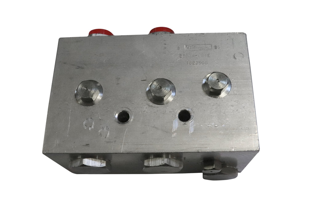 Clark 1623906 - Hydraulic Valve